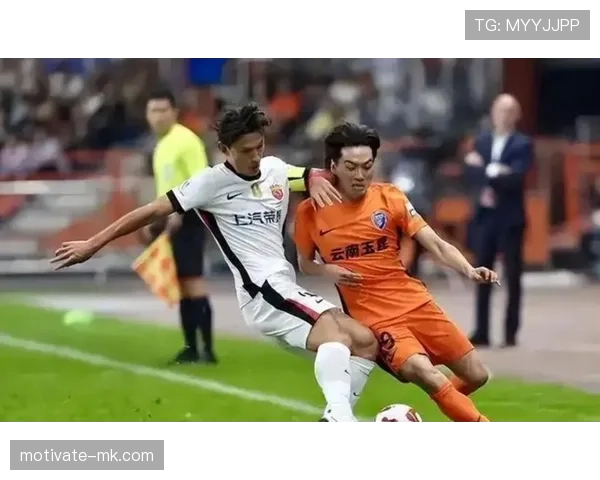 中超外援闪耀赛场,实力对决演绎精彩瞬间 中超外援闪耀赛场,实力对决演绎精彩瞬间