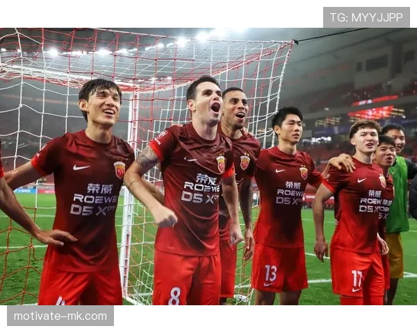 上海海港强势崛起，重返巅峰之路机遇与挑战并存