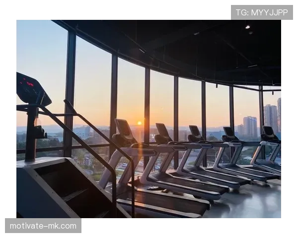 吴向东这训练强度，凌晨四点健身房打卡是认真的？